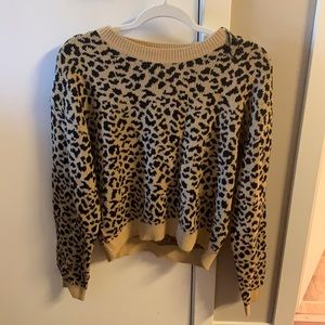H&M leopard print sweater size M